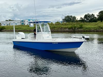 BOATZON | Everglades 243 CENTER CONSOLE 2017