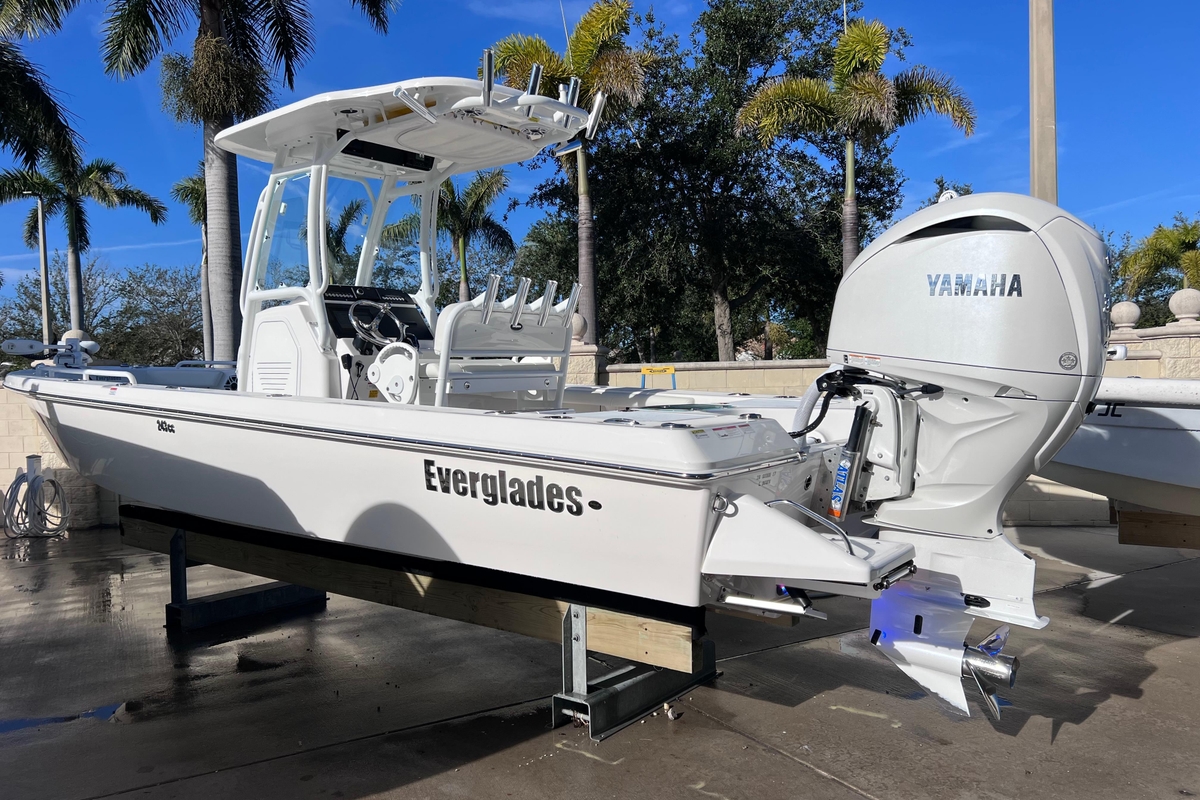 2024 Everglades 243 Center Console - Sold Boat