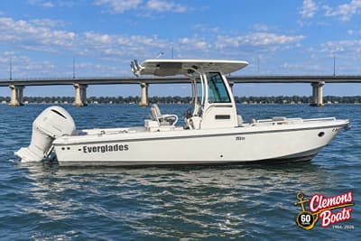 BOATZON | Everglades 253 Center Console 2019