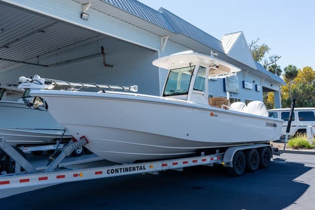 Everglades 273 Center Console 2020