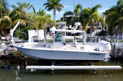 BOATZON | Everglades 273 Center Console 2021