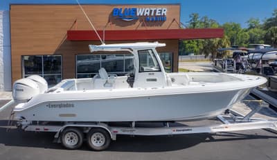 BOATZON | Everglades 285 Center Console 2026