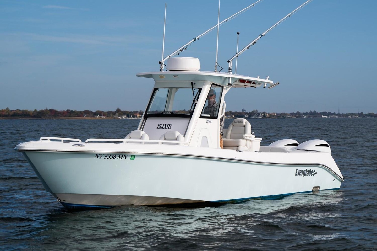2019 Everglades 295 Center Console - Sold Boat