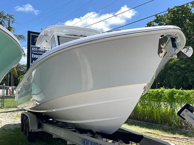 BOATZON | Everglades 315 Center Console 2025
