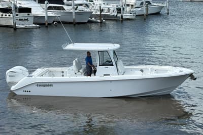 BOATZON | Everglades 315 Center Console 2026
