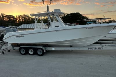 BOATZON | Everglades 325 Center Console 2016