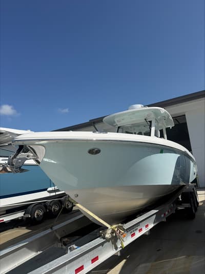 BOATZON | Everglades 335 Center Console 2020