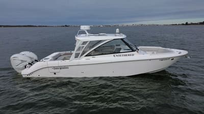 BOATZON | Everglades 340DC 2020