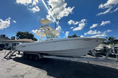 BOATZON | Everglades 350 Center Console 2011