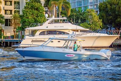 BOATZON | Everglades 360 LXC 2017 BOATZON | Everglades 360 LXC 2017