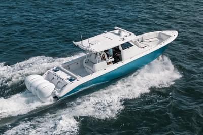 BOATZON | Everglades 395 Center Console 2022