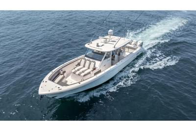 BOATZON | Everglades 455 Center Console 2023