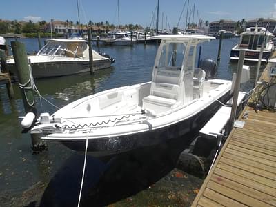 BOATZON | Everglades CC 243 2013