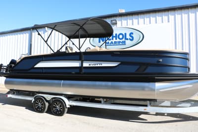 BOATZON | Evotti 525 QL TriToonIncludes Custom TrailerTrailer Delete Available 2026
