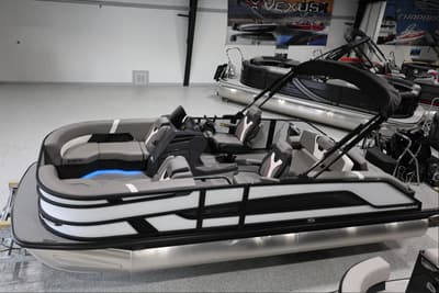 BOATZON | Evotti 721 CS FACTORY DEMO TRITOON 2026 BOATZON | Evotti 721 CS FACTORY DEMO TRITOON 2026