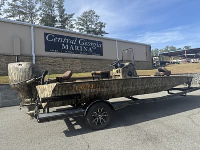 BOATZON | Excel 206 Stalker Center Console 2026