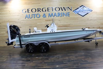 BOATZON | Excel 220 Bay Pro 2023