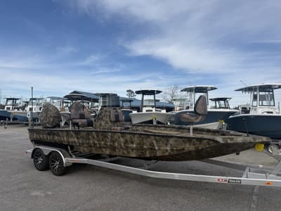 BOATZON | Excel 220 Bay Pro Elite 2026