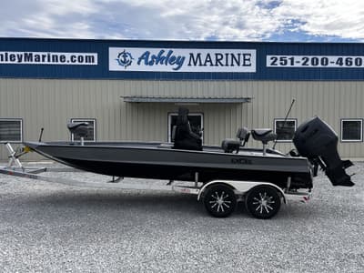 BOATZON | Excel 220 Bay Pro Elite 2026