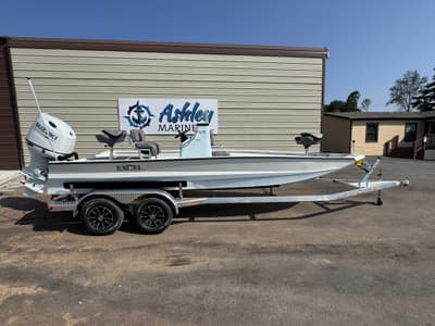 BOATZON | Excel 220 Bay Pro Elite 2026