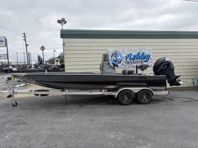 BOATZON | Excel 230 Bay Pro 2026