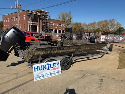 BOATZON | Excel Bay Pro 230 Elite  250 HP Suzuki 2026