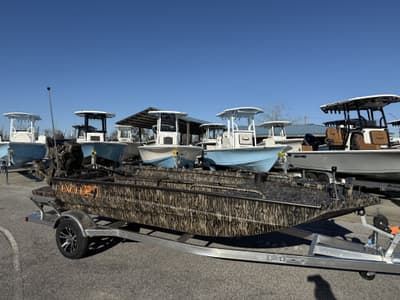 BOATZON | Excel Boats Shallow Water F4 17545000 ENGINE 2026