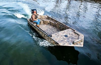 BOATZON | Excel Boats Switchblade OFP 1864 2025