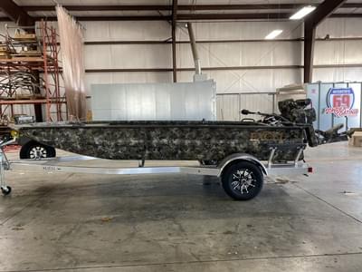 BOATZON | Excel Boats Switchblade OFP 1864 2025