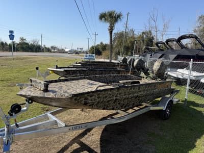 BOATZON | Excel Boats Viper F4 1751 VIPER ALUMINUM TRAILER 2026