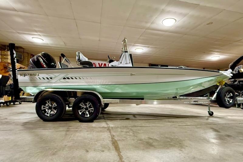 2026 Express H20 Bay - Sold Boat