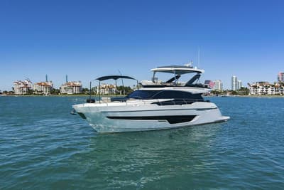 BOATZON | Fairline Squadron 68 2021
