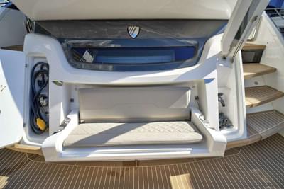 BOATZON | Fairline Squadron 68 2021 BOATZON | Fairline Squadron 68 2021