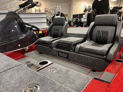 BOATZON | Falcon Bass Boats F195 2025