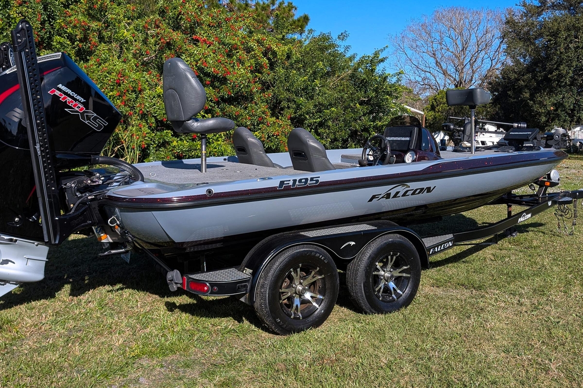 2023 Falcon F195 - Sold Boat