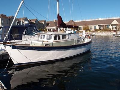 BOATZON | Fales PILOTHOUSE MOTOR SAILOR 1978 BOATZON | Fales PILOTHOUSE MOTOR SAILOR 1978