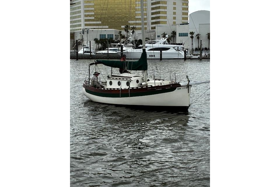 1982 Falmouth Cutter 22 - Sold Boat