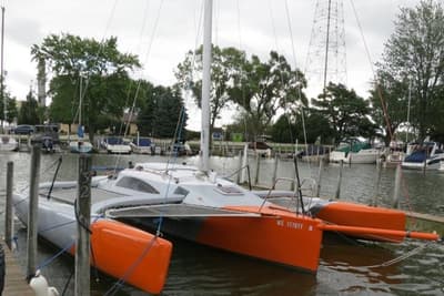 BOATZON | Farrier F82R 2007