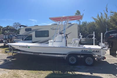 BOATZON | Fat Cat 21 2016