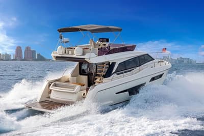 BOATZON | Ferretti Yachts 500 2021