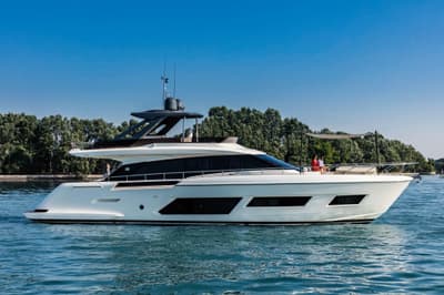 BOATZON | Ferretti Yachts 670 2026