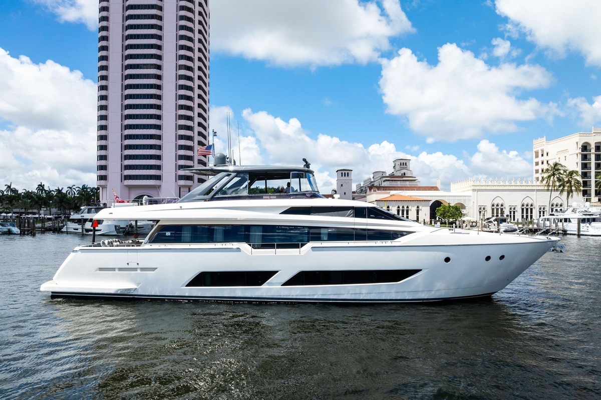 2018 Ferretti Yachts 850 Motoryacht - Sold Boat