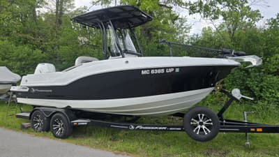 BOATZON | Finseeker 220 CC 2021