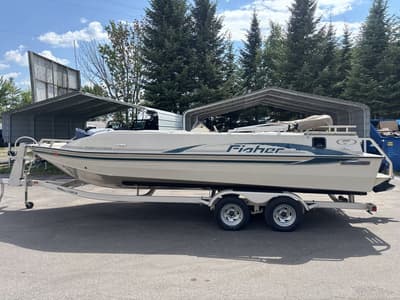 BOATZON | Fisher Freedom 2200 Deck boat 2001