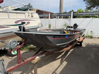 BOATZON | Fisher Hawk 1990