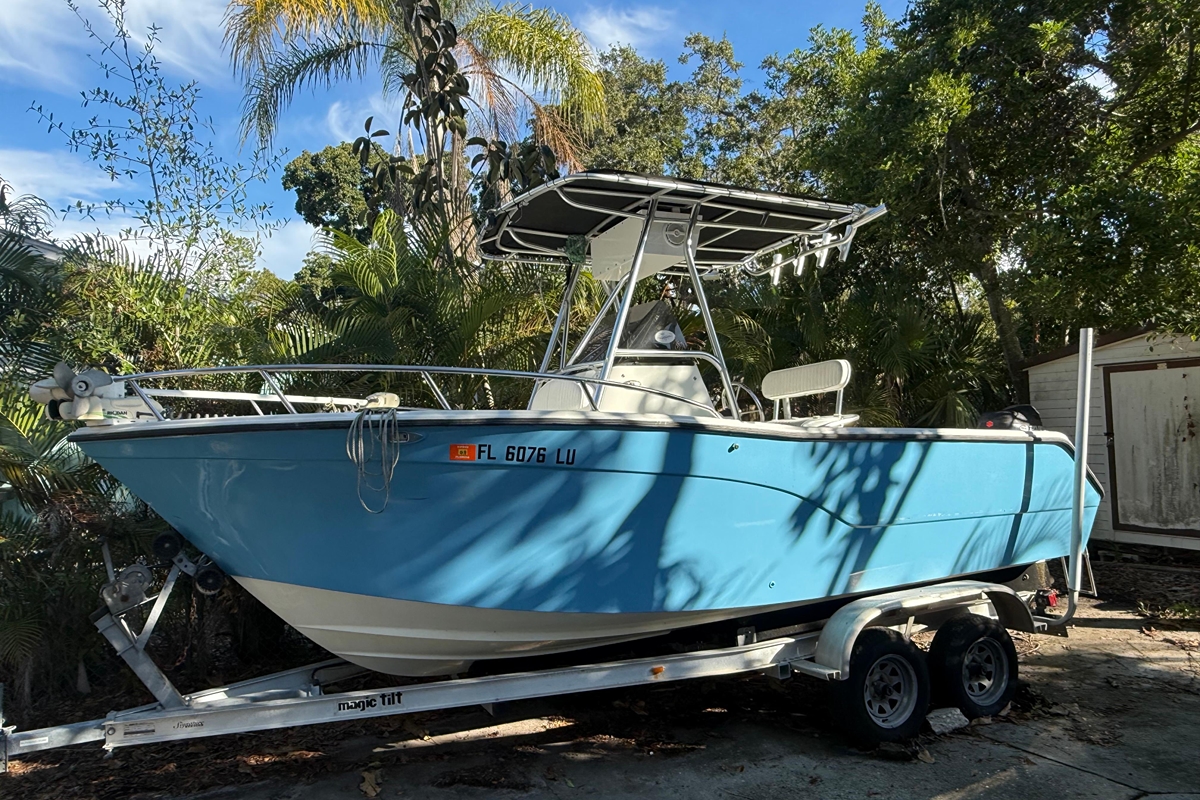 2002 Fishmaster 212 Travis Editon - Sold Boat