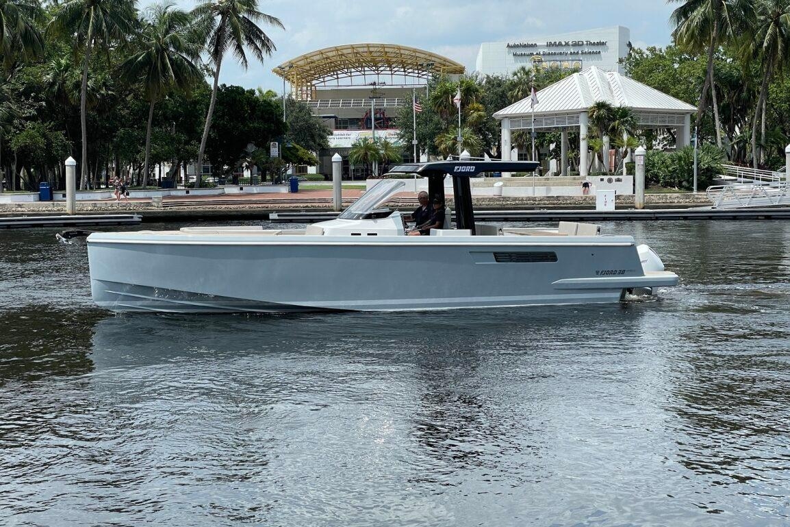 2023 Fjord 38 Xpress - Sold Boat