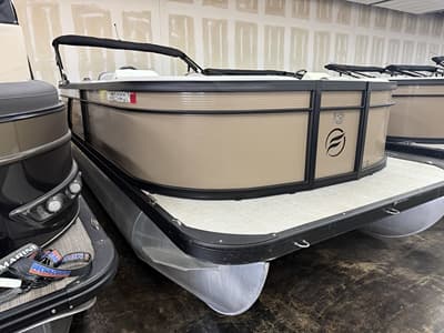 BOATZON | Flagship Pontoons E22 CU 2022