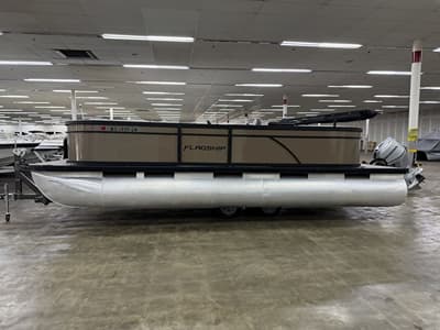 BOATZON | Flagship Pontoons E22CU 2022