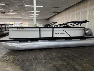BOATZON | Flagship Pontoons E22CU 2022